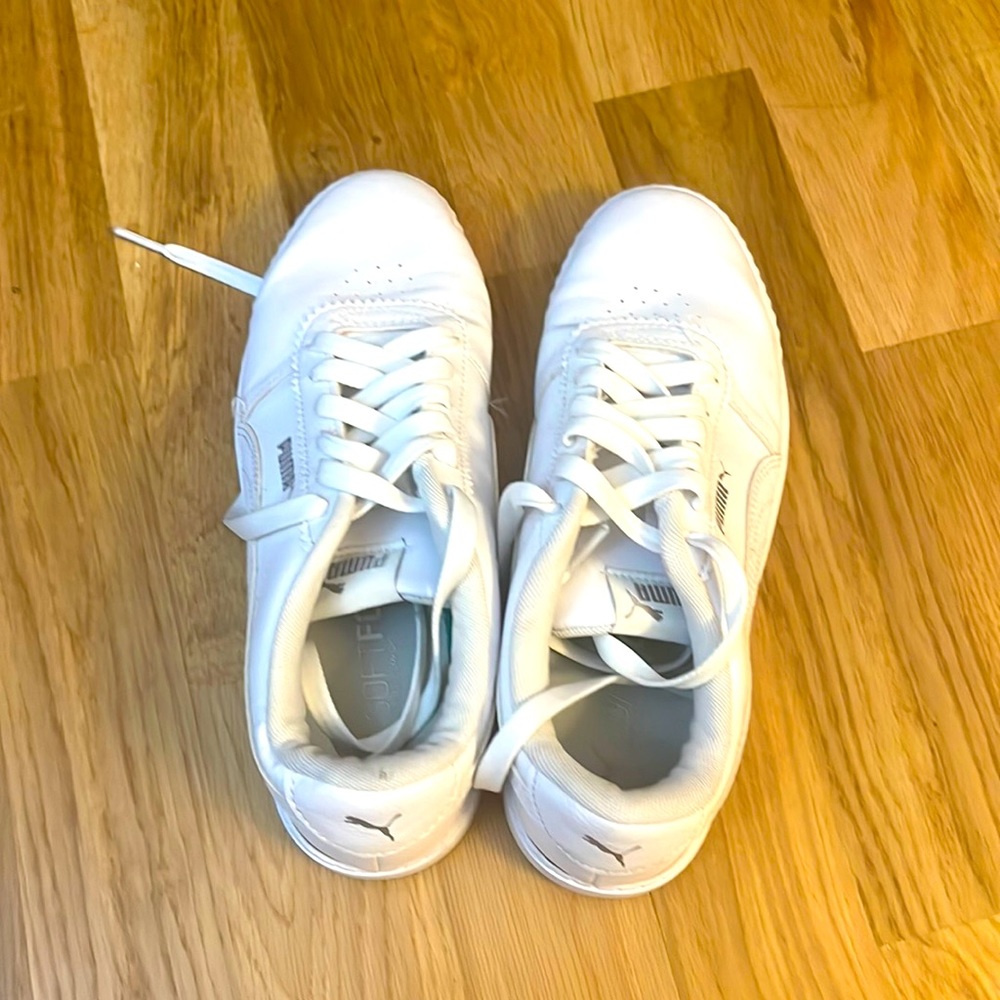 Puma Sneakers